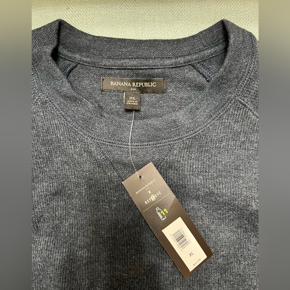 NWT Banana Republic Light Weight Waffle Sweater